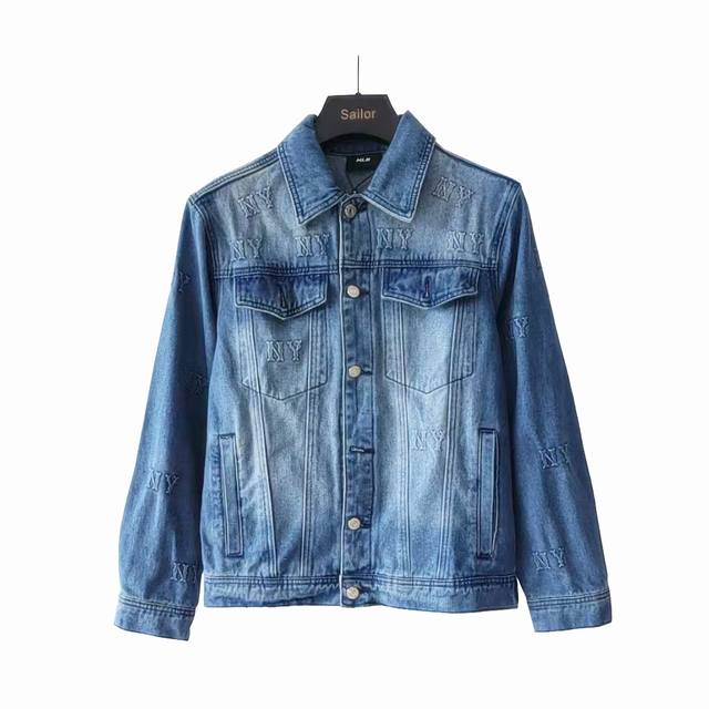 实拍细节图+尺码表 Mlb 洋基队 经典Ny字母水洗牛仔外套 经典牛仔蓝永不过时，“Ny”钢印精致又吸睛。宽松版型超藏肉，S到Xl全尺码覆盖，各种身材都能轻松驾