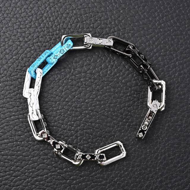 Louis Vuitton Lv Monogram Chain 大理石花纹竹节手链M1042M 官网在售价 P10, Rmb，Monogram Chain 手链