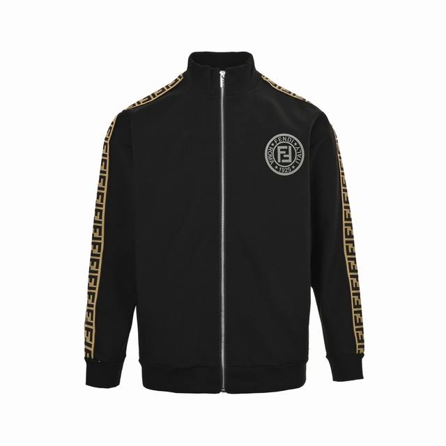 Fendi 芬迪 25Fw手臂织带Ff大标拉链外套 区分市面通货，男女同款全新美学灵感趣味设计,渠道性质精品。让整体造型设计更加优雅时尚，今夏最火系列，无数明星