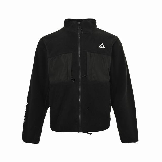 Nike 25Fw Acg小标羊羔绒外套 采用定染羊羔绒面料 原版拆分分解 同步定织面料 胸前以及两侧均设有口袋设计 满足Acg系列户外基本穿着需求 多处Ykk