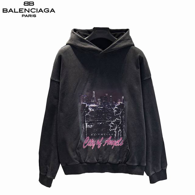 Balenciaga 巴黎世家城市夜景限定系列连帽卫衣 采用订色订染毛圈纯棉卫衣面，420G双股双纱，手感舒适 进口针织针梳棉进行制作，厚度适中，有垂感又有轮廓
