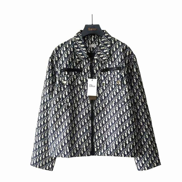 实拍细节图 +尺码表 Dior 迪奥 24Ss 满印老花Logo牛仔夹克外套 高版本高版本 时尚又个性 超级百搭好看的牛仔外套 男女都非常合适 人手必备款 包装