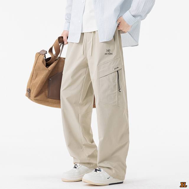 Arc’Teryx始祖鸟 独家实拍上新秋季高品质工装冲锋裤潮流设计休闲裤户外运动裤宽松百搭防风防水工装裤，本季主打，货源充足，放心主推，高端品质，经典设计，做工