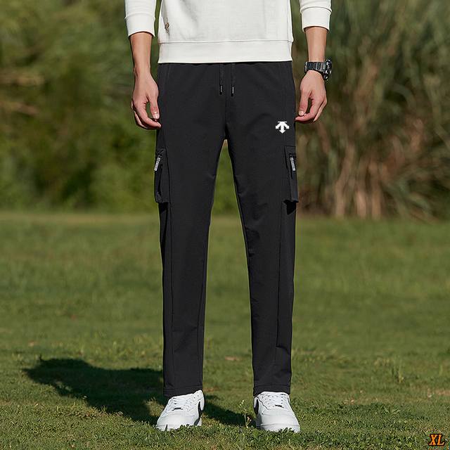 Descente迪桑特 独家实拍上新秋季高品质工装裤户冲锋裤休闲裤潮牌时尚工装裤户外防风裤工装裤直筒裤，本季主打，货源充足，放心主推，高端品质，经典设计，做工出