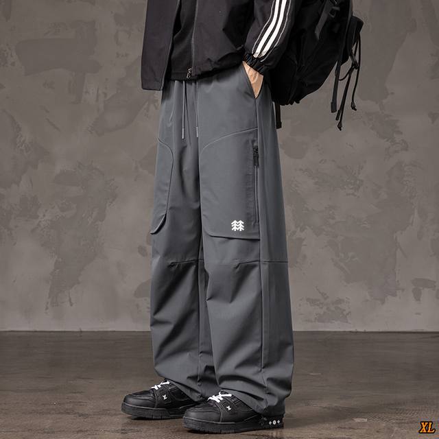 Kolon Sport 可隆 独家实拍上新秋季高品质户外登山防水冲锋防风直筒运动休闲裤冲锋裤，本季主打，货源充足，放心主推，高端品质，经典设计，做工出色，经典百