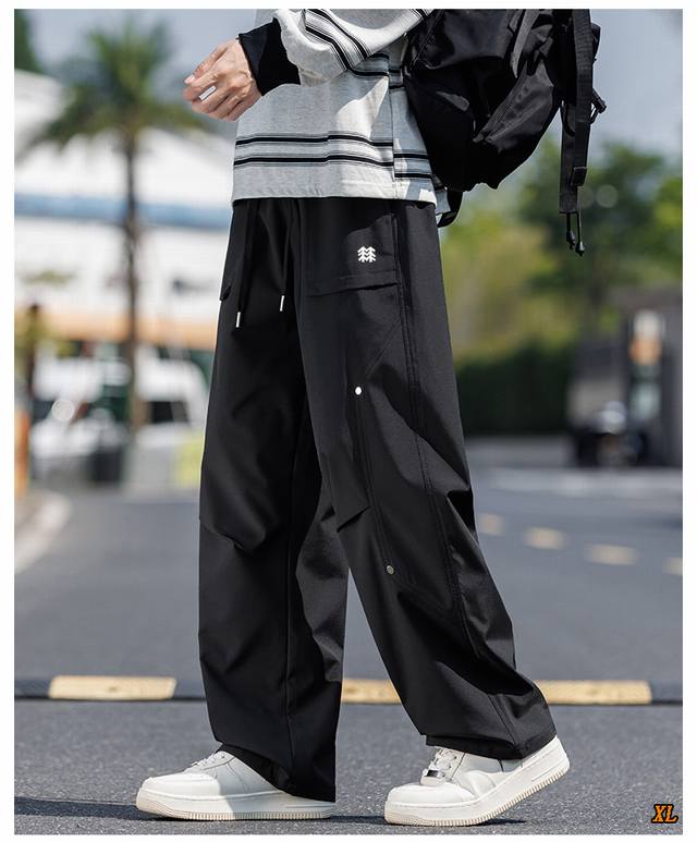 Kolon Sport 可隆 独家实拍上新秋季高品质冲锋裤防水休闲裤褶皱设计感裤机能直筒裤，本季主打，货源充足，放心主推，高端品质，经典设计，做工出色，经典百搭