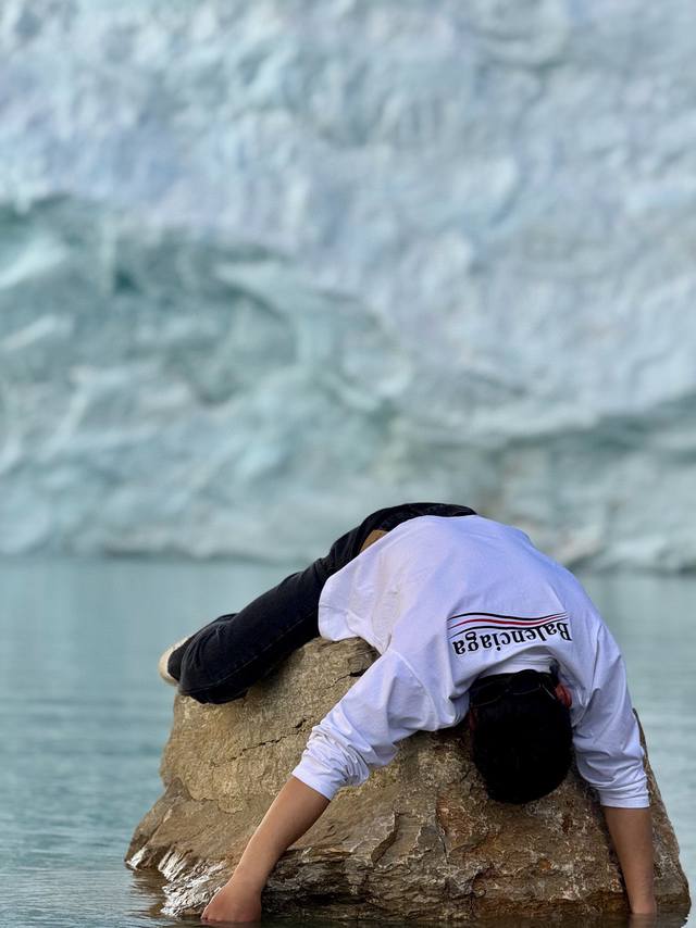顶级版本 #Balenciaga#巴黎世家经典可乐海浪刺绣字母Logo长袖T恤 官方原版 采用巴黎定织定染双纱纯棉面料 克重280G 螺纹釆用定织定染无色差 刺