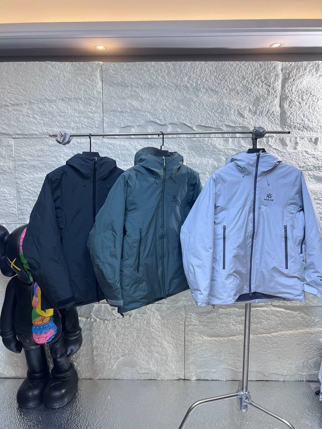 凯乐石Kailas阿斯本冲锋衣羽绒服：复刻原版硬核，解锁全天候抗寒 拒绝市场魔改，凯乐石Kailas阿斯本冲锋衣羽绒服以1:1还原原版细节，打造专业级户外保暖装