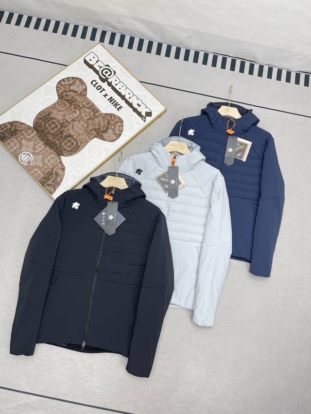 Descentegolf 迪桑特高尔夫 Pro系列 男女同款相拼轻薄羽绒棉服连帽拉链 高密度里衬质地紧密，防风放冷效果佳，跨度整个秋冬季 能够有效的锁温聚温 肩