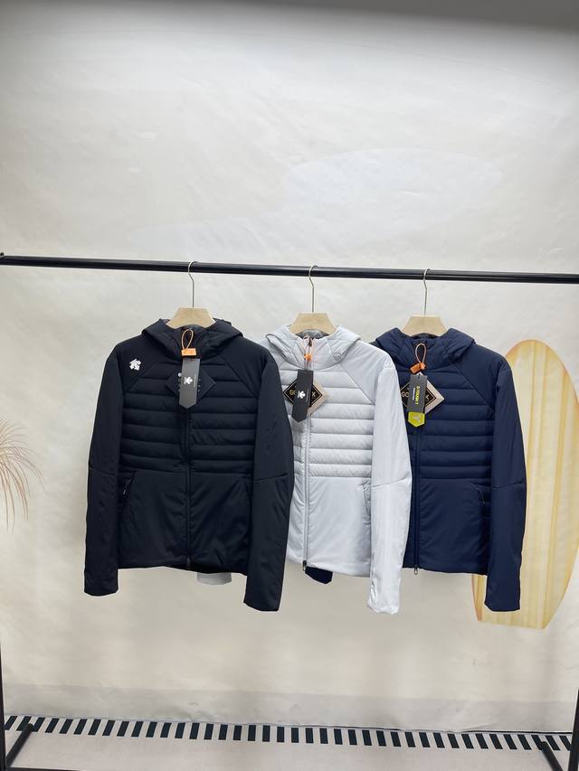 Descentegolf 迪桑特高尔夫 Pro系列 男女同款相拼轻薄羽绒棉服连帽拉链 高密度里衬质地紧密，防风放冷效果佳，跨度整个秋冬季 能够有效的锁温聚温 肩