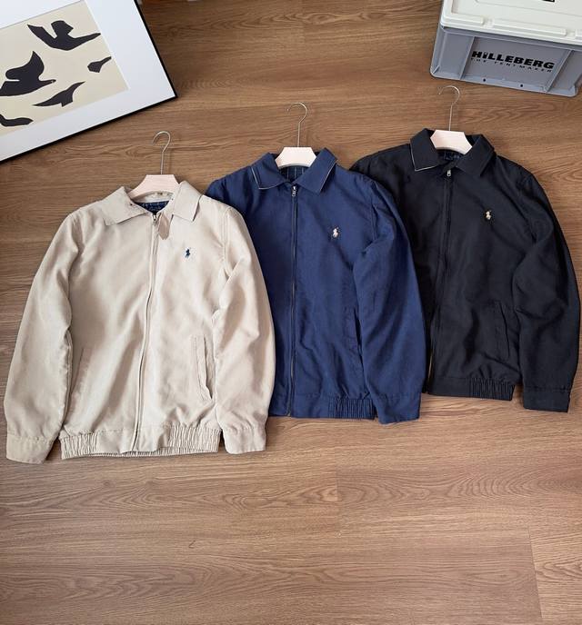 供 Ralph Lauren拉夫劳伦官网明星同款老钱风老干部立领工装哈灵顿防水夹克外套 各大网红明星上身 原版复刻 顶级版本 永不过时没想到老钱风做起户外也是当