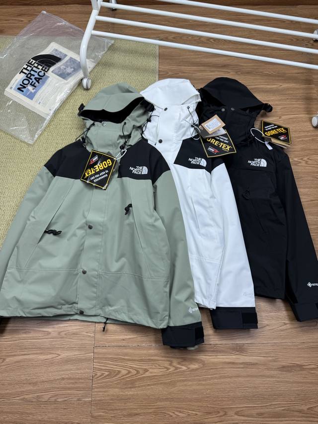 两件套 超级版本1990冲锋衣三合一内附两排拉链加内衬摇粒绒双面绒醉保暖可单穿可Cp结合起来外套情侣男女同款男士经典连帽冬季潮流时尚外套男神女神小红书Ins力荐