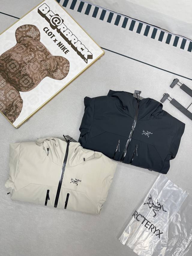 Arcteryx始祖鸟连帽刺绣羽绒棉冲锋衣Beta Down贝塔羽绒棉外套 鸟家唯一一款能和Macai媲美的棉服就好像在变戏法把Beta Lt+Cerium L