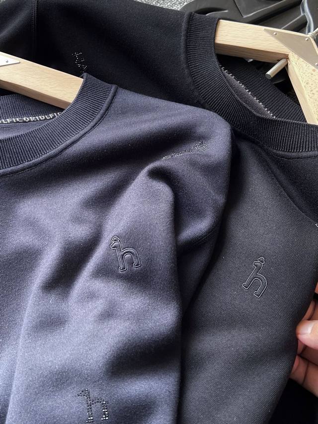 入专柜的货！ 人气爆款！Hazzys 哈吉斯专柜新品高奢最新款加绒加厚毛衣！恒隆在售万元级，款号：5802 哈吉斯家今年定制高端精梳超柔细针纱线，设计师为了开发