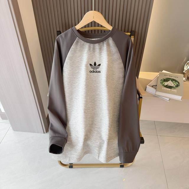 Adidas 阿迪达斯 海外限定薄款长袖T恤，秋季新最新 扎染设计，面料柔软细腻光滑有质感有，舒适性很好、手感极好，重点是很亲肤，非常细腻舒适！透气性无敌好运动