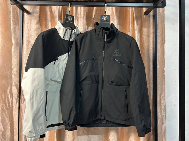 供 控 Kailas凯乐石 连帽户外运动软壳防风外套 经典款 帽子可拆卸 新品，春季连帽风衣外套！舒适度很优秀！ 情侣款休闲运动防水冲锋衣 防水:级别达到荷叶水