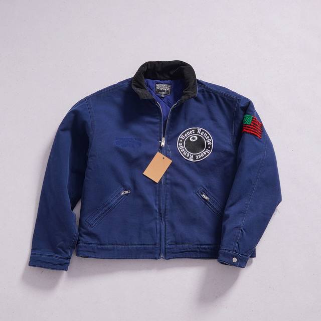 Denim Tears X Stuy Never Renege Canvas Work Jacket 一件还原7800元原版质感的联名工装夹克，重工刺绣为亮点，