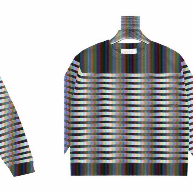 古驰 Gucci Logo提花圆领针织毛衣 意大利奢侈品牌古驰 Gucci 的一款毛衣，设计特点如下： 品牌标识设计：正面以红色刺绣呈现品牌名称“Gucci”，