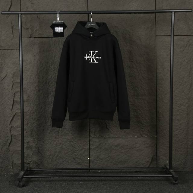 加绒款 Calvin Klein 卡尔文 Aw 热门新款字母凸绣百搭暗扣设计加绒连帽卫衣外套 -420克底布抓帽高克重加绒面料 -正确后领包条织带 定制原版品牌