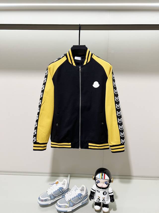 Moncler 蒙口 定制面料套装拉链外套 拼色设计刺绣微标Logo手袖织带工艺 官方同步 高版本 高品质 时尚个性 百搭潮流 纯原品质 原版面料 吊牌 领标