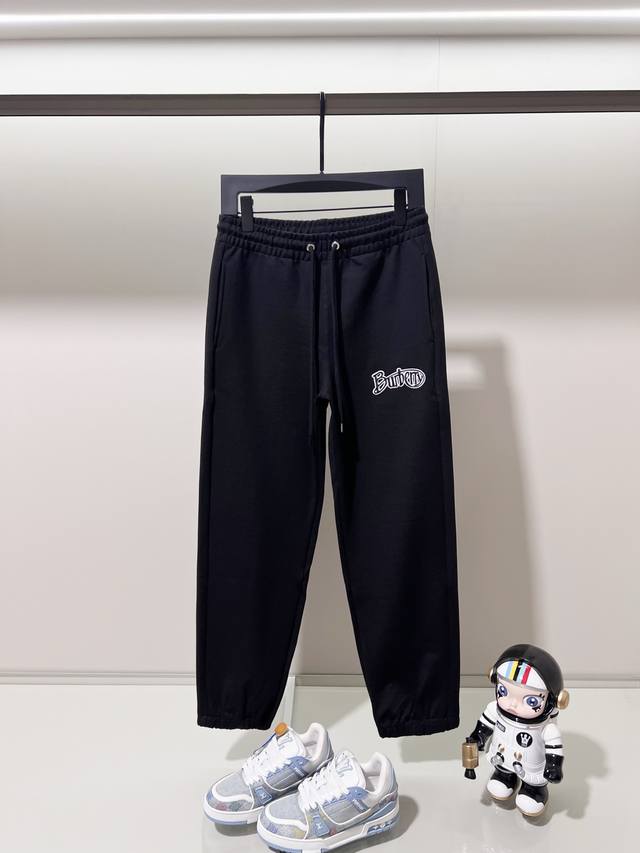 Burberry 巴宝莉定制面料套装休闲卫裤 简约签名刺绣字母Logo标识工艺 官方同步 高版本 高品质 时尚个性 百搭潮流 纯原品质 原版面料 吊牌 领标 水