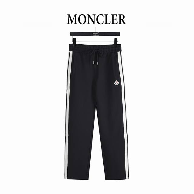 Moncler 蒙口 25Fw 简约徽标Logo侧边织带拼接套装长裤 网红明星同款 定织定染纯棉料，舒适柔软，小Logo刺绣， 侧面双G织带实用插兜手感非常舒服