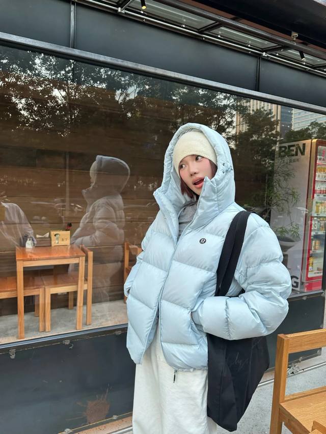 Lululemon露露乐檬新国标90白鸭绒 2025 冬季必入 2025 冬季封神款！Lululemon 户外羽绒服｜短款面包服 + 拒水面料，男女同款保暖显瘦