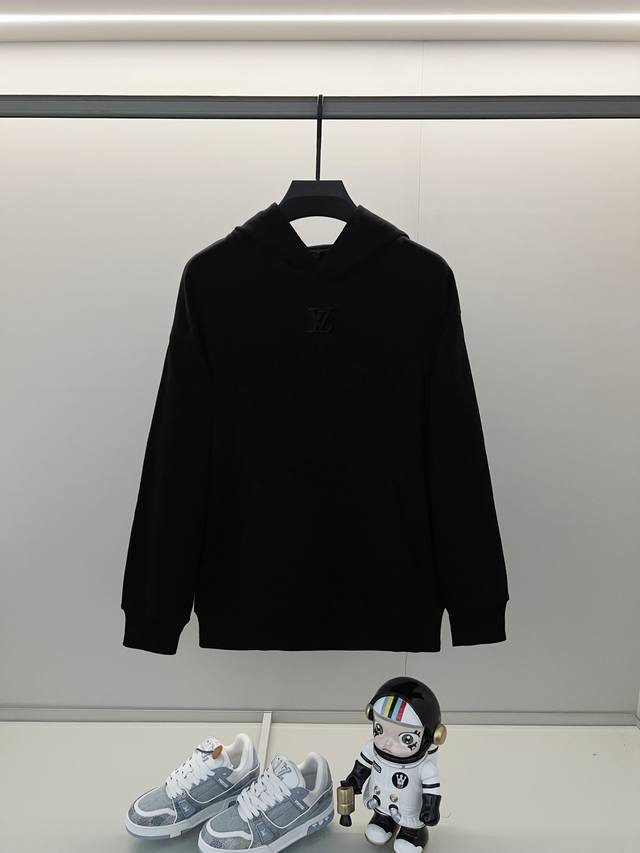 Louisvuitton 路易威登420克纯棉连帽卫衣 经典简约立体压花字母小标Logo工艺标识 官方同步 高版本 高品质 时尚个性 百搭潮流 纯原品质 原版面