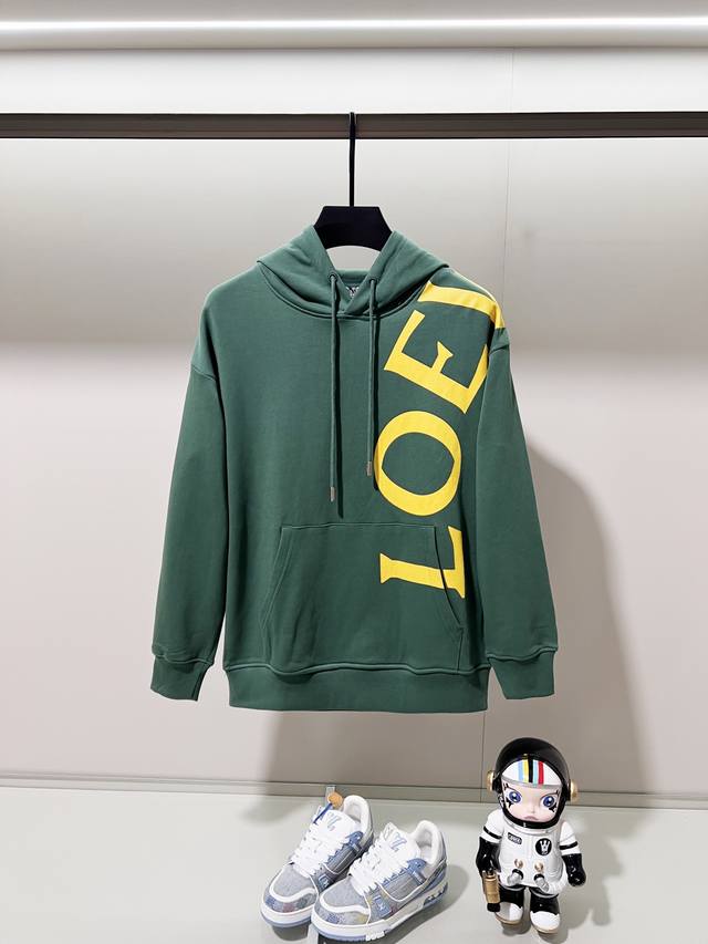 Loewe 罗意威 420克纯棉连帽卫衣 连体跨肩印花大字母Logo拼接标识 官方同步 高版本 高品质 时尚个性 百搭潮流 纯原品质 原版面料 吊牌 领标 水洗