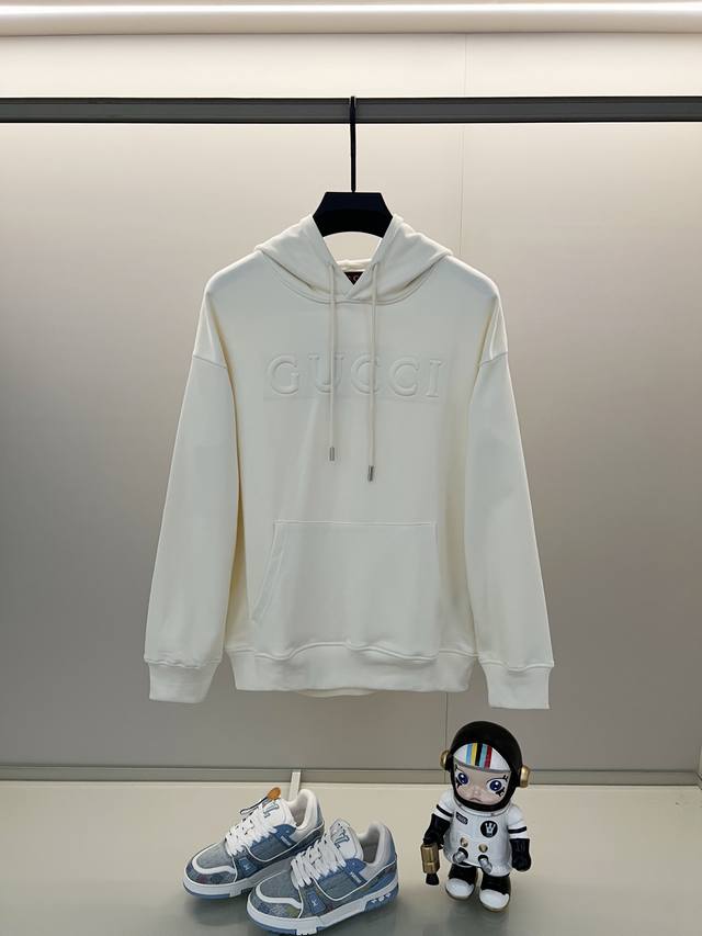 Gucci 古驰 420克纯棉连帽卫衣 纯色立体凹凸压印品牌字母Logo工艺 官方同步 高版本 高品质 时尚个性 百搭潮流 纯原品质 原版面料 吊牌 领标 水洗
