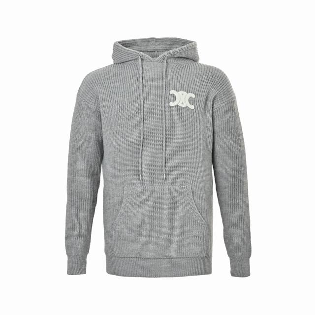 Celine 赛琳 25Fw 刺绣标识针织连帽毛衣 面料采用55美丽奴羊毛纱搭配棉纱织成。该款面料织出成品，版型立体，手感柔顺，上身不扎。帽绳尾夹采用电镀刻字工