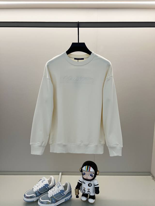 Louisvuitton 路易威登420克纯棉圆领卫衣 简约刺绣手写签名字母Logo工艺标识 官方同步 高版本 高品质 时尚个性 百搭潮流 纯原品质 原版面料