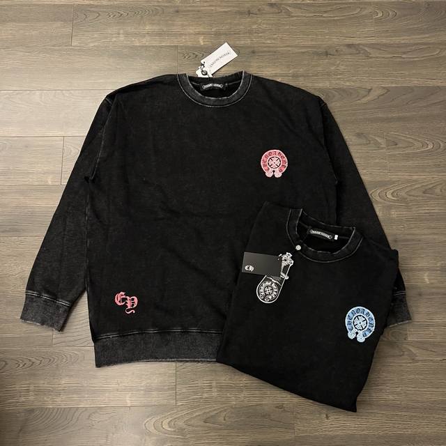 Chrome Hearts Ch 克罗心 红蓝马蹄印花做旧情侣圆领卫衣-顶级版本 Color：做旧黑 Size：S M L Xl Number：2500123