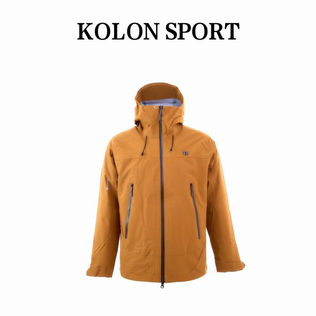 Kolon Sport 可隆三合一拆卸羽绒服 标由原来硅胶材质改成为钢标，冲锋衣外壳材质升级 整体柔软且舒适度增加 并且采用排骨内胆，单穿内胆更加好看保暖，内胆