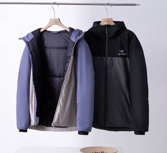 降价福利 供 始祖鸟棉服轻量化户外手赛棉衣 爆款棉衣外套！情侣款！ 超强福利跑量新款 户外情侣款连帽加厚羽绒棉衣外套！ 连帽设计，帽子不可拆卸！ 简约大方的羽绒