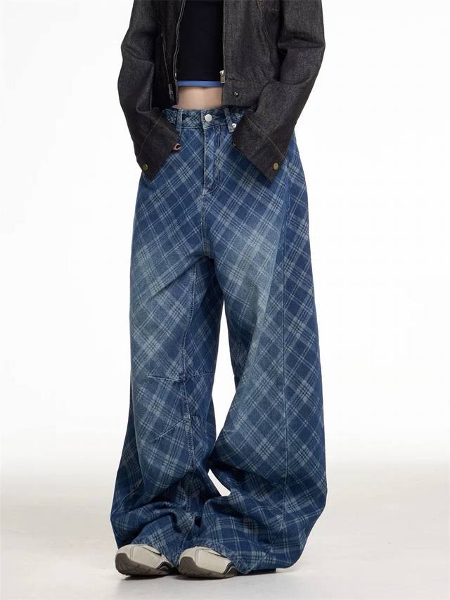 款号Xk3628 美式格子弯刀牛仔裤男女秋潮牌Cleanfit微喇长裤高街宽松阔腿裤子，面料定制经过一流的高工艺水洗 ，质地紧密 色泽均匀 纹理清晰，上身非常舒