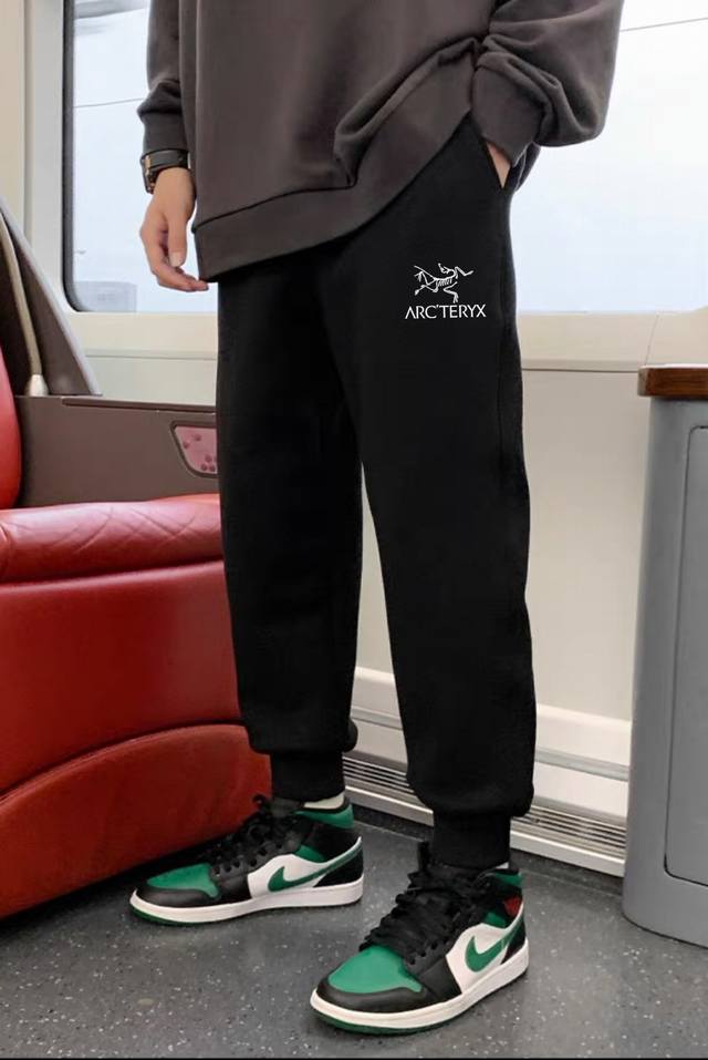 Arc‘Teryx 始祖鸟螺纹春秋季运动卫裤束脚裤收脚裤休闲裤子 ｜无敌版型｜｜男女同款｜ 面料采用超高品质华棉 最大的优点就是亲肤性跟保形性好 顶级面料带来超
