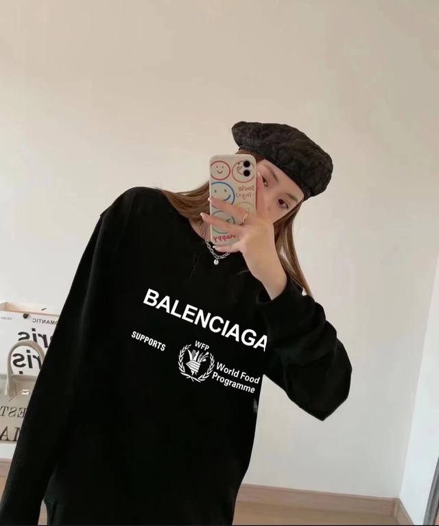 Balenciaga巴黎世家经典款麦穗字母印花春秋季圆领卫衣 原版面料高版本高品质 网红明星同款 优选新疆华棉面料 Pu直喷印花Logo工艺 定制定染 手感非常