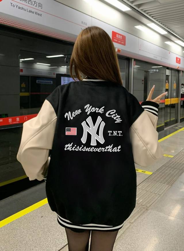 Mlb-Ny Mlb Yankees-Ny Tnt美式复古潮流春秋季宽松夹克棒球服外套 官网发售｜超强版型｜男女同款 精选垂感一流复合双层南韩丝高级面料 手感超