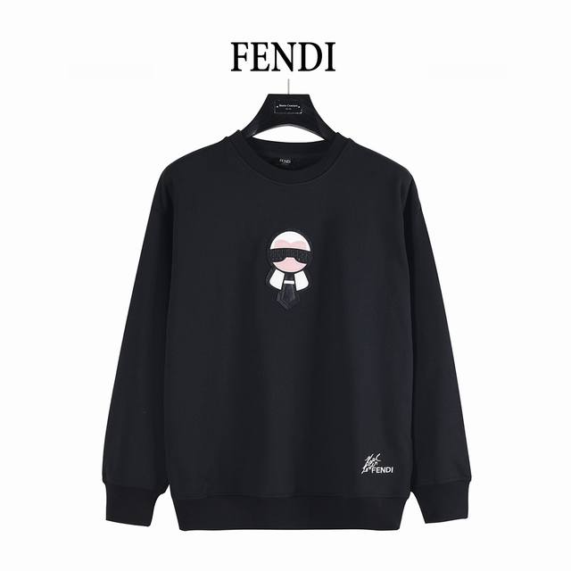 Fendi 芬迪 25Fw 老佛爷贴皮绣花字母签名Logo卫衣 Fd家族人气单品，代表性十足，规格感十足的精品。 420G精梳棉毛圈面料，手感细腻，穿着亲肤透气