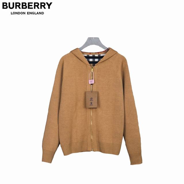 Burberry 巴宝莉 25Ss格纹双面穿羊毛背后战马提花开衫毛衣外套 原单复刻版本 男女同款 轻奢主义 男女日常通勤穿搭必备单品 正确版本 欢迎对比 详细特