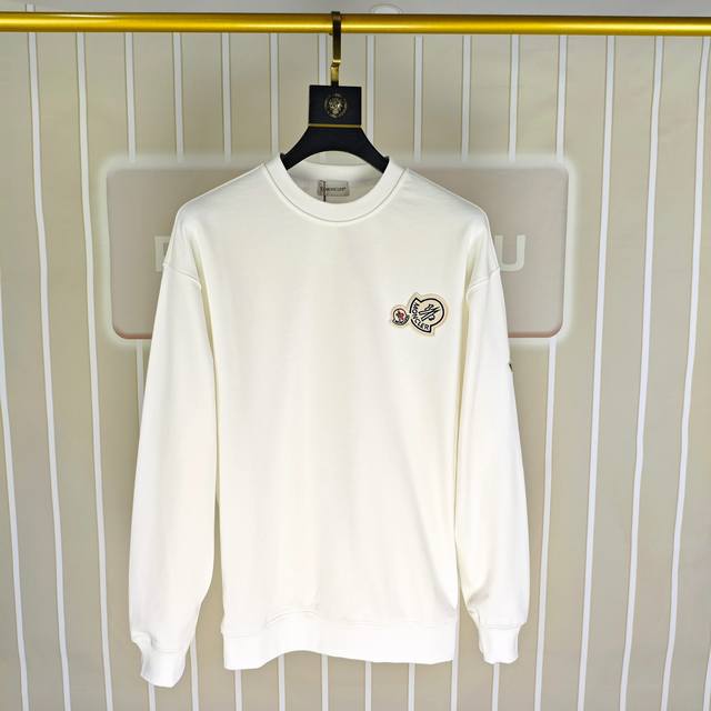 M*Ncler 蒙口2025秋冬新款原单男士休闲卫衣 高端定制 高版本 时尚百搭爆款Os宽松落肩偏大版型绣花Logo图案设计 原版进口420克双股纯棉面料 螺纹