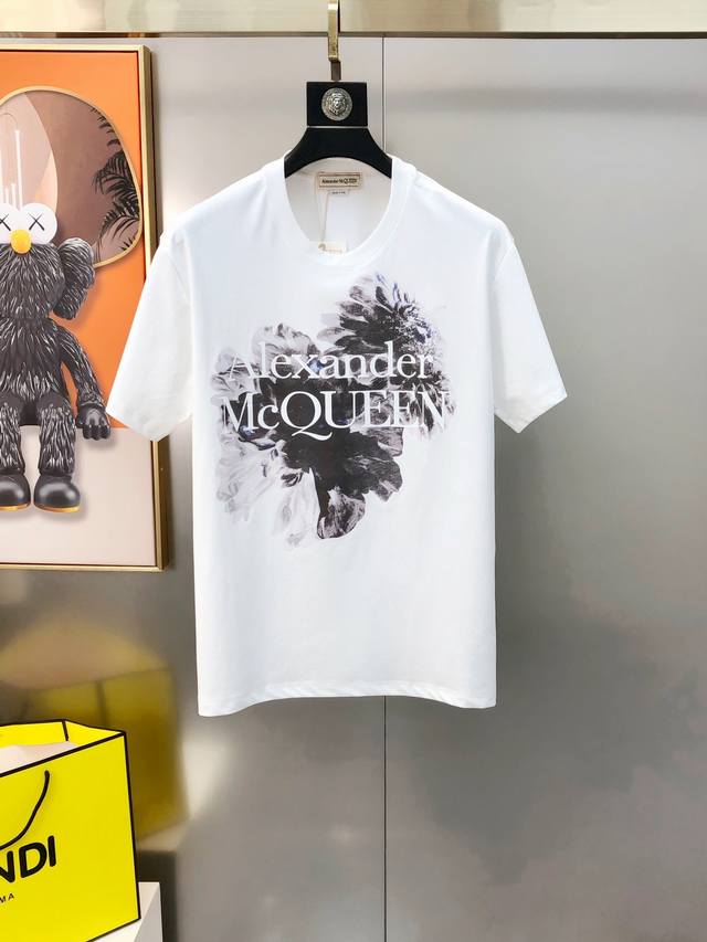 Mcq*Een 麦昆2025新款原单男士圆领短袖T恤 专柜同步售卖 高端品质 高版本 Os版型阔版 爆款印胶印花字母Logo图案设计 定制进口双股100%纯棉面