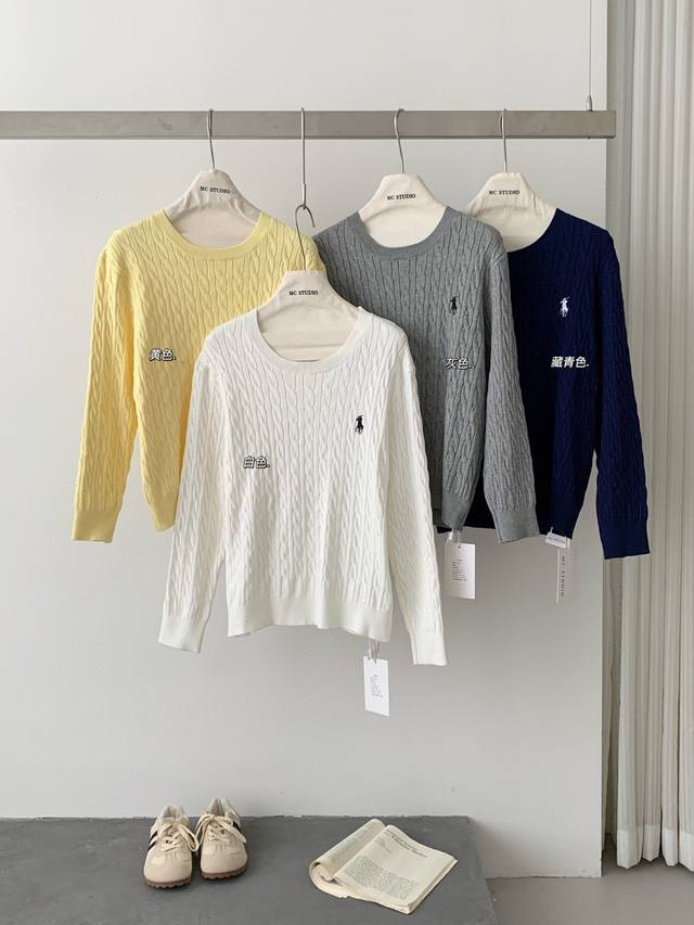 下单备注:四色小马刺绣麻花套头毛衣 规格：均码 -140 颜色：白色 灰色 藏青色 黄色 尺寸表 材质表 重量 均已实际测量 多细节图. 4个颜色可选 每个颜色