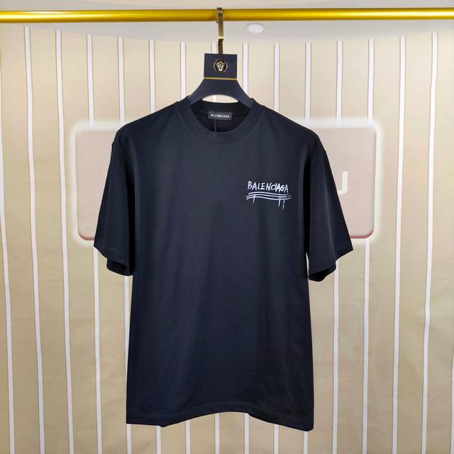 Bal*Nciaga 巴黎世家2025春夏新款原单男士圆领短袖T恤 专柜同步售卖 高端品质 高版本 Os版型阔版 爆款定制进口双股100%纯棉面料 胸前后背印胶
