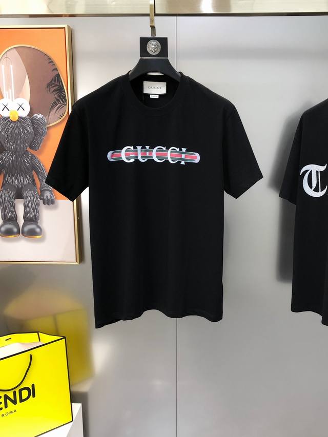 G*Cci 古齐2025春夏新款原单男士圆领短袖T恤 专柜同步售卖 高端品质 高版本 Os版型阔版 爆款印胶字母Logo设计 定制进口双股100%纯棉面料 手感