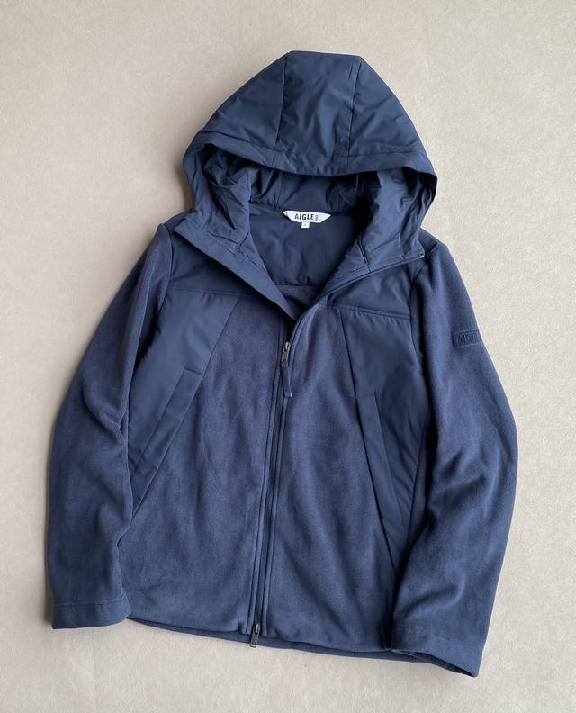 上新 Aigle艾高Polartec 加厚保暖锁温全拉链抓绒内胆外套男 Polartec云感P绒”抓绒系列 轻量保暖 云感柔软 法式时尚 ++0C 蓄热保暖 贴