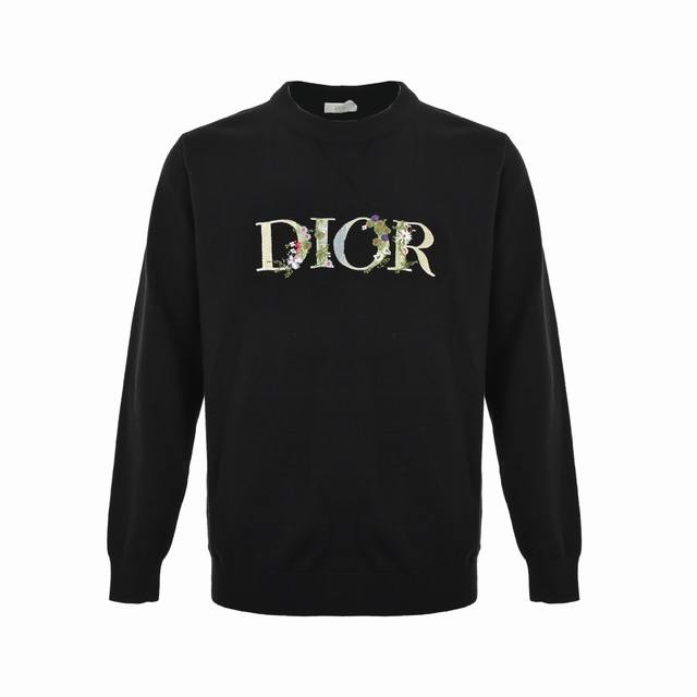 Dior 迪奥 花卉刺绣图案针织套头毛衣 D家经典单品又来了，又值得入手的宝藏毛衣 今年秋冬新款，同步发售！毛衣采用田岛刺绣花卉Ogo的设计，经典的花卉图案 突