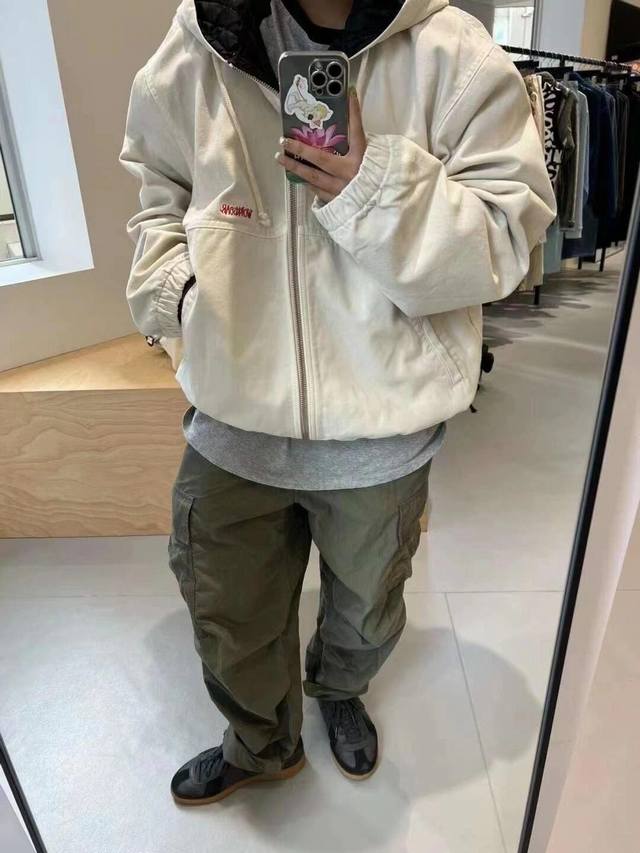 Stussy 秋季系列 Fw23 Work Jacket Insulated Canvas 隔热帆布拉链保暖连帽夹克外套棉服 男女同款 街头美式复古的不二选择