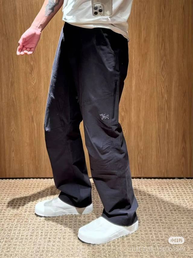 高品质 抓绒款』 #Arc‘Teryx 始祖鸟 Cronin“3D立体弯刀神裤”户外解构高街软壳直筒冲锋裤休闲裤长裤子 男女同款 –全身多块拼接以及肉眼可见的3